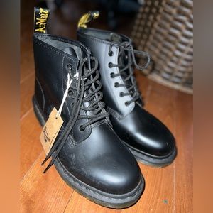 *NEW* DOC MARTENS BLACK COMBAT BOOTS - New, unworn, tags still attached!!